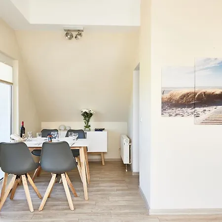 Apartment Haus Pamir _ 28 Cuxhaven